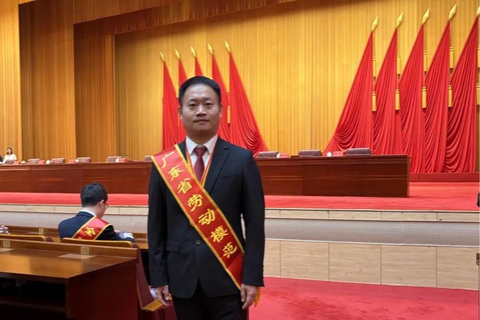 他为智能驾驶汽车装上中国“芯”！
