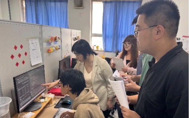 这个暑假，他们科研脚步不停歇！